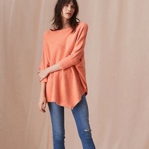 Lou & Grey》Coral Fuzzy Poncho Sweater  XS/S